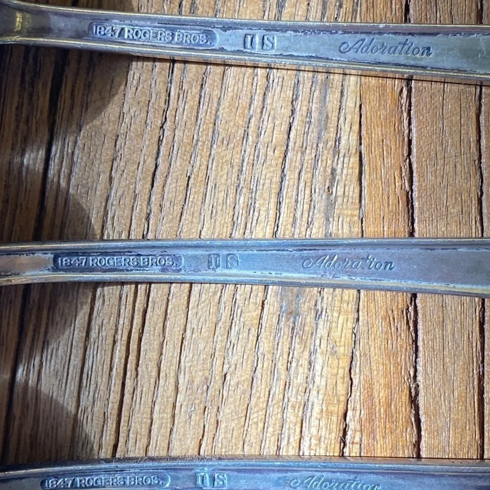 Vintage Flatware Lot - 14 Pc - Roger’s, Tudor, Oneida